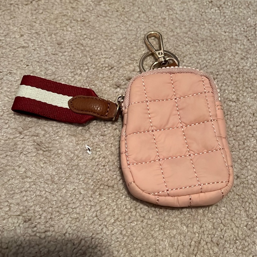 Shiraleah Logan Clip on Pouch